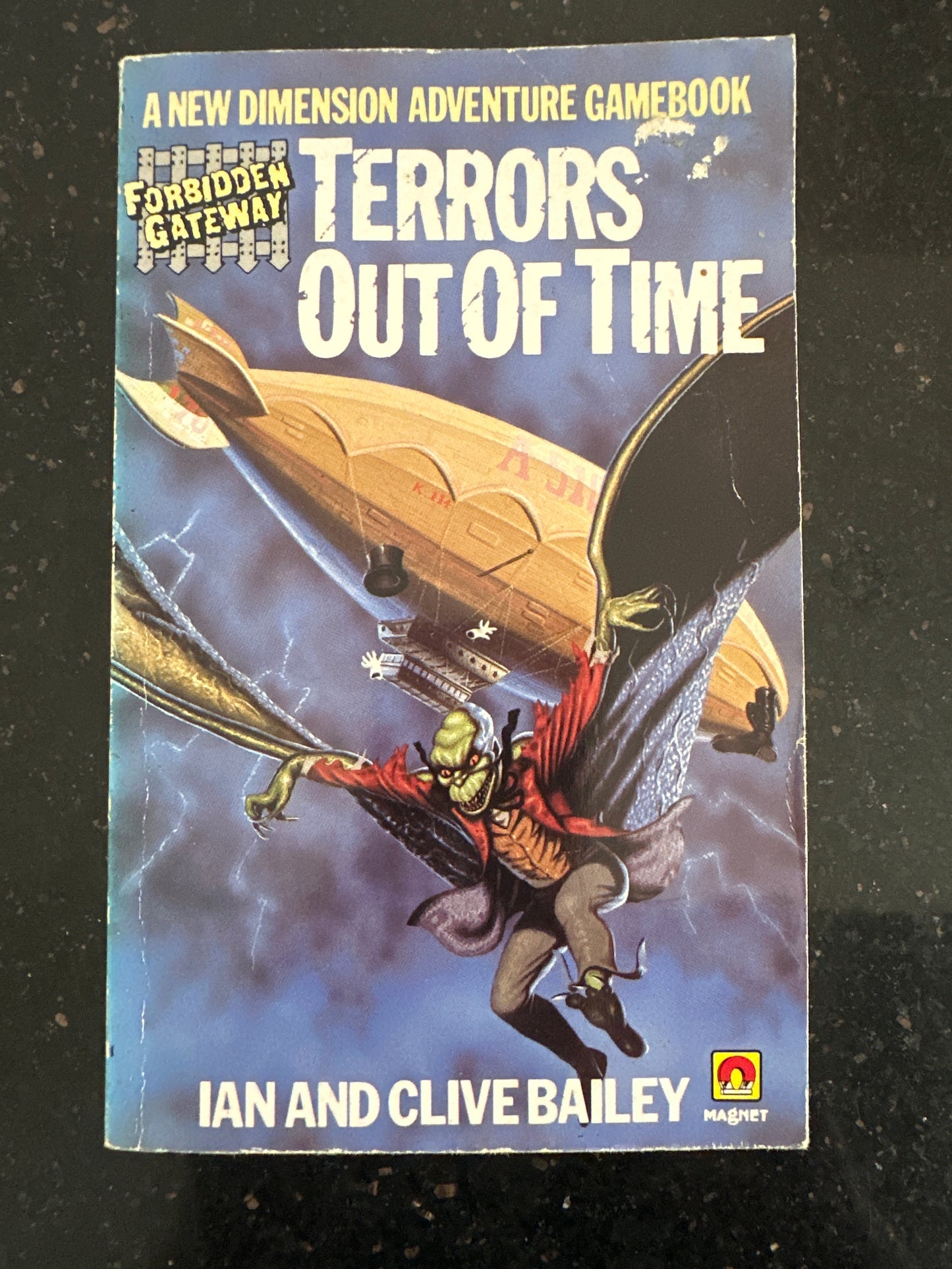 Terrors Out of Time - A Magnet Book (Fiction Anthology)