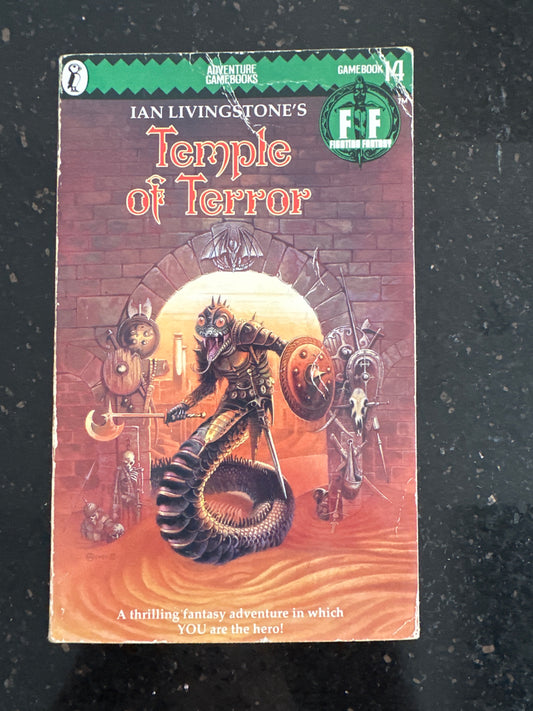 Fighting Fantasy 14 - Temple of Terror (Gamebook) b