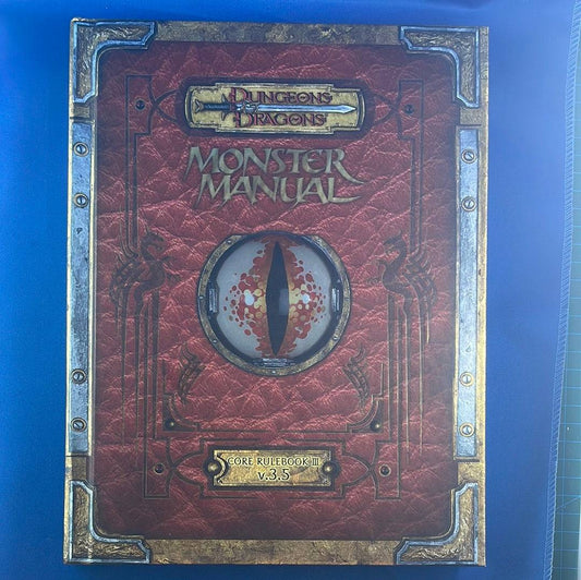 DUNGEONS & DRAGONS - MONSTER MANUAL - PREMIUM EDITION - 02430000 - RPG RELIQUARY