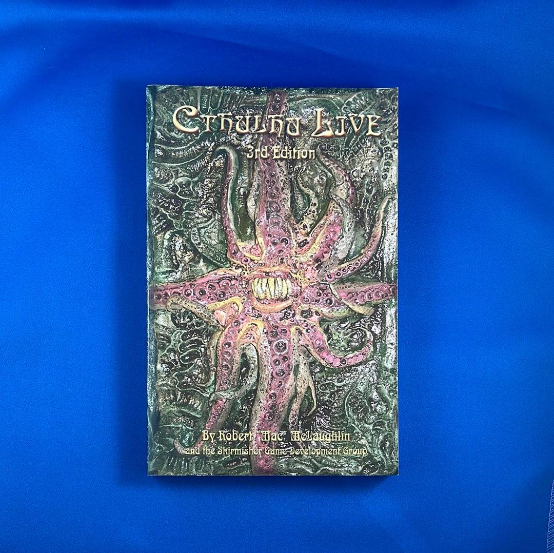 CTHULHU LIVE - 3RD EDITION CORE RULEBOOK - SKP0602 - RPG RELIQUARY